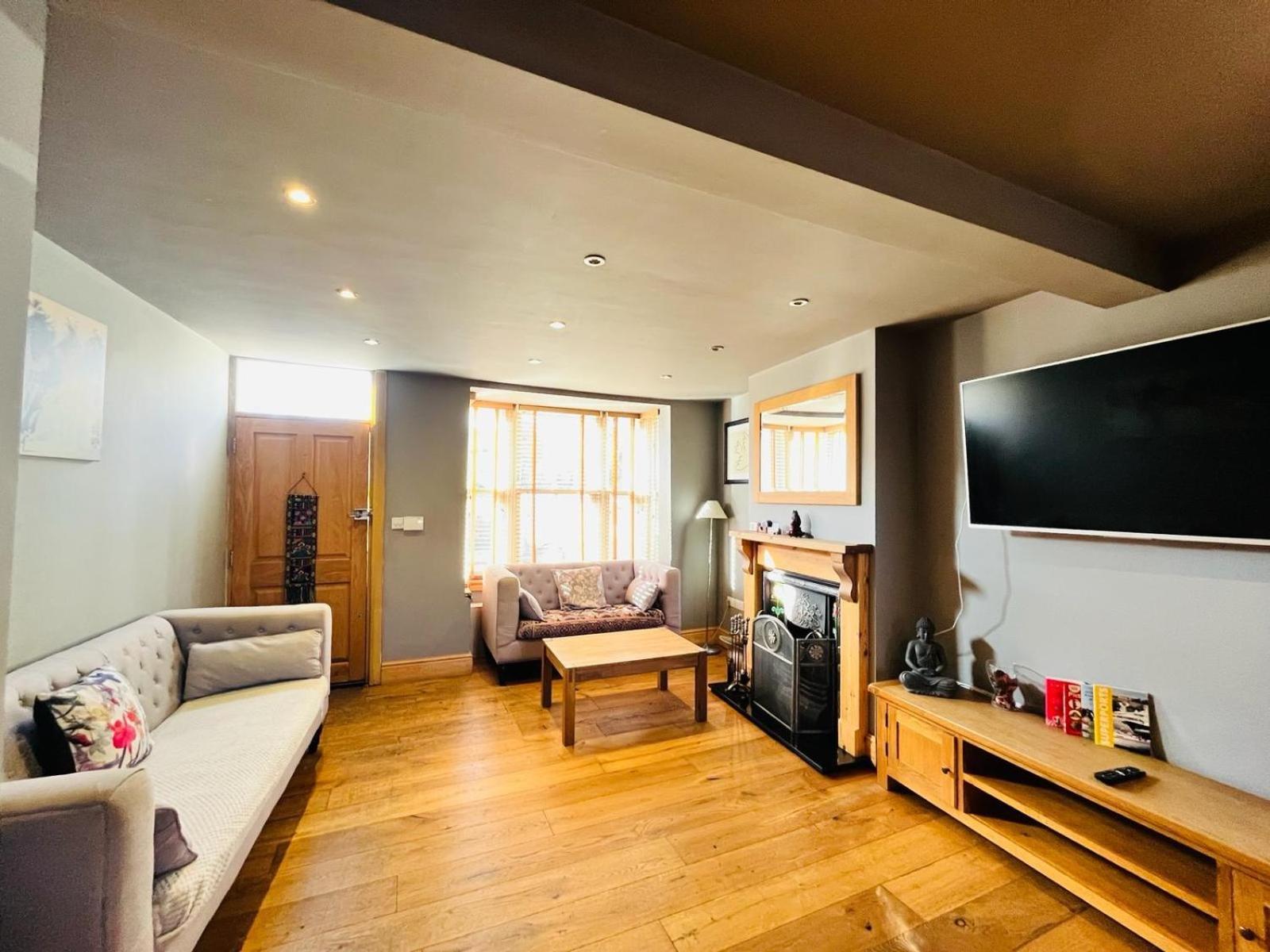 Simpsons Cottage - Grove Road Cottages Стратфорд-апон-Эйвон Экстерьер фото